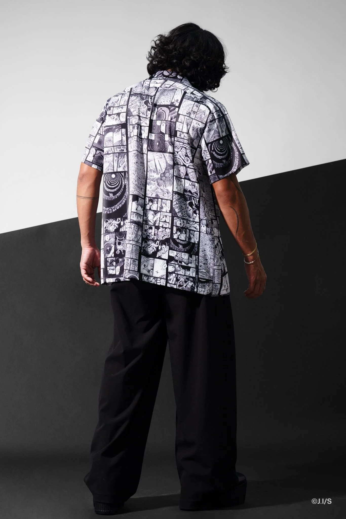 Completion Comic Bowling Shirt - Image 8