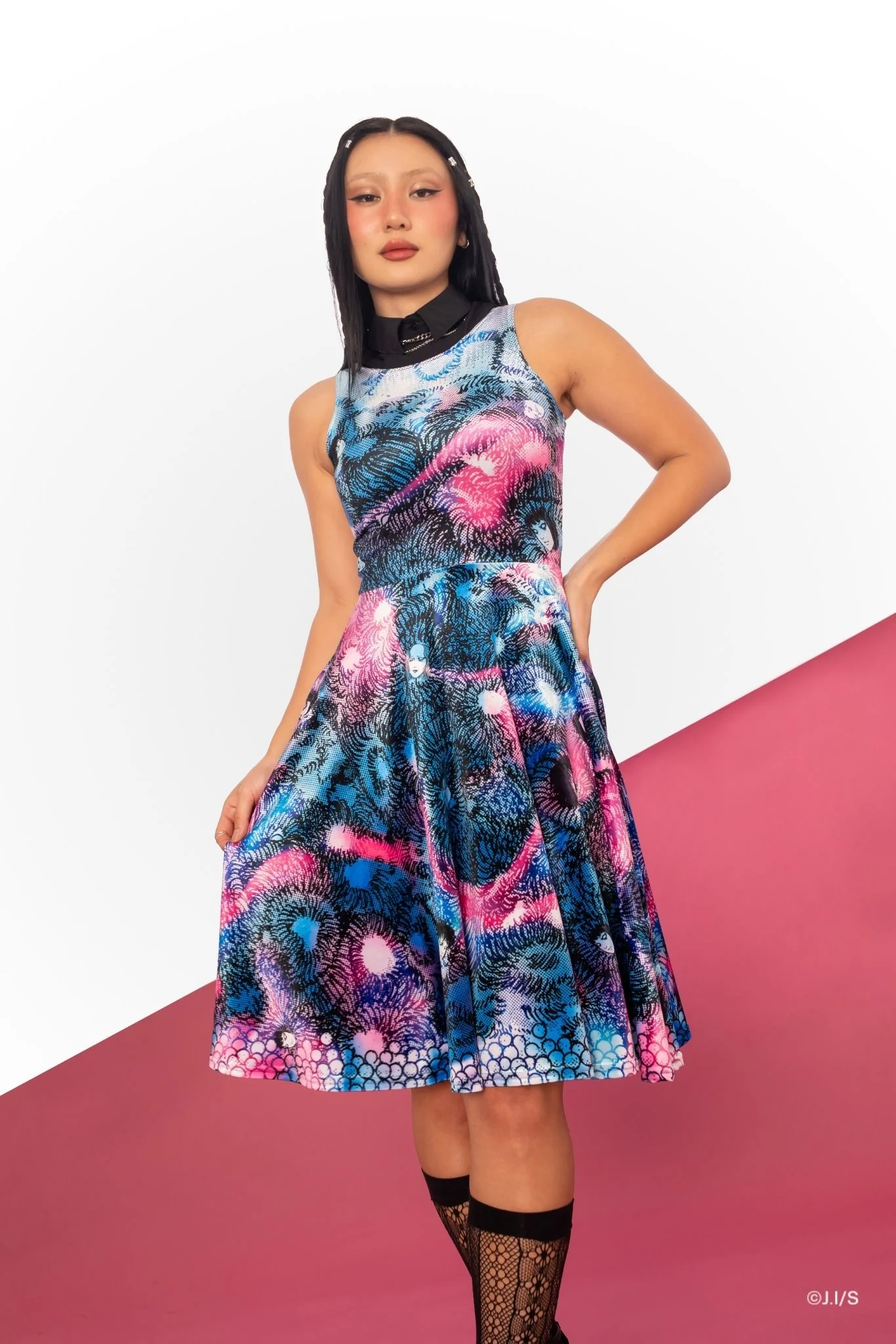 Paradonite Velvet Princess Midi Dress - Image 8